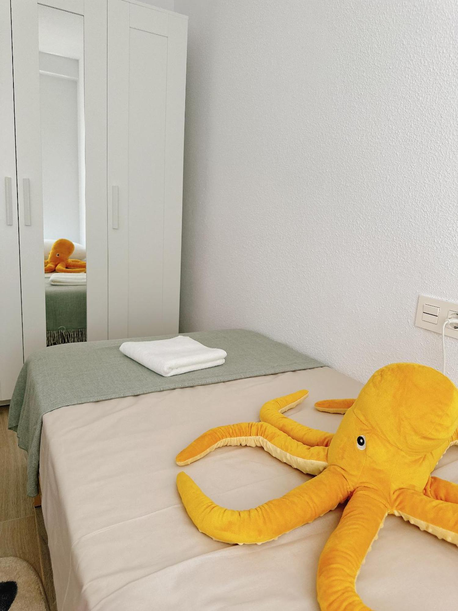 House Apartment *