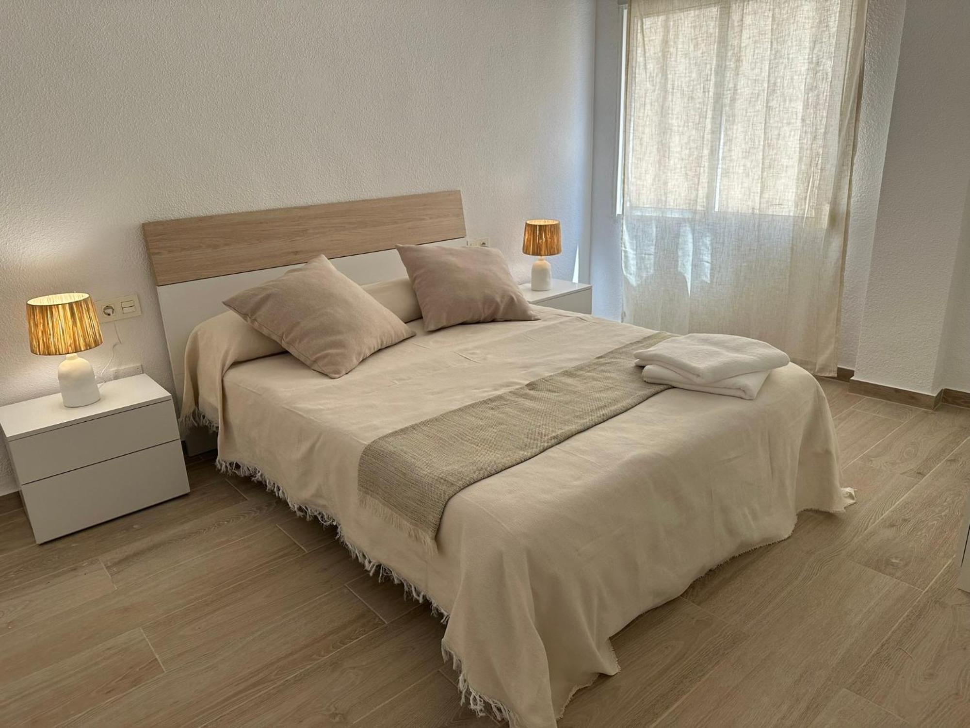 Apartment House *